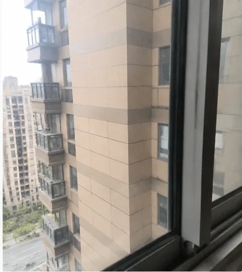 窗外壁刀